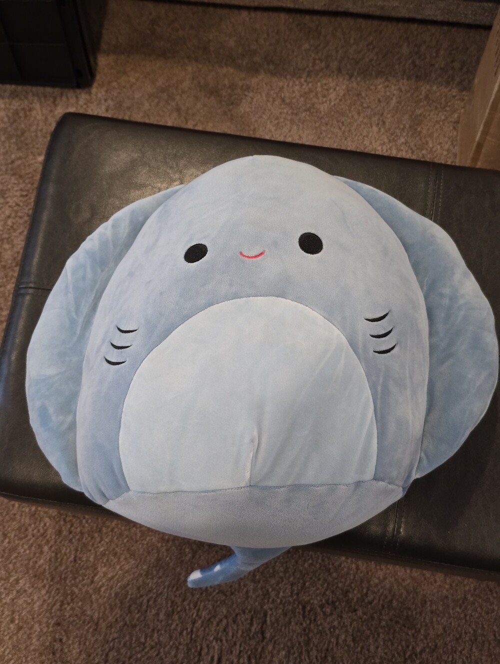 Squishmallows Akilah The Blue Spotted Stingray. 12" Inch. NWT